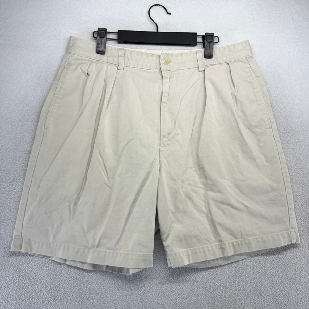 Vintage Ralph Lauren Shorts Mens 34 Fits 32 Tan Pleated Chino Baggy USA Crest